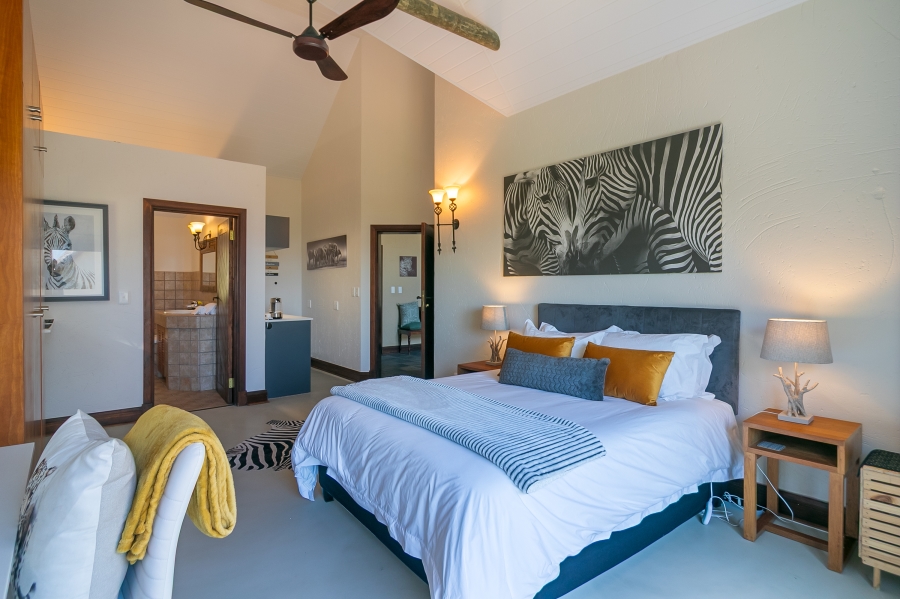 5 Bedroom Property for Sale in Pezula Golf Estate Western Cape